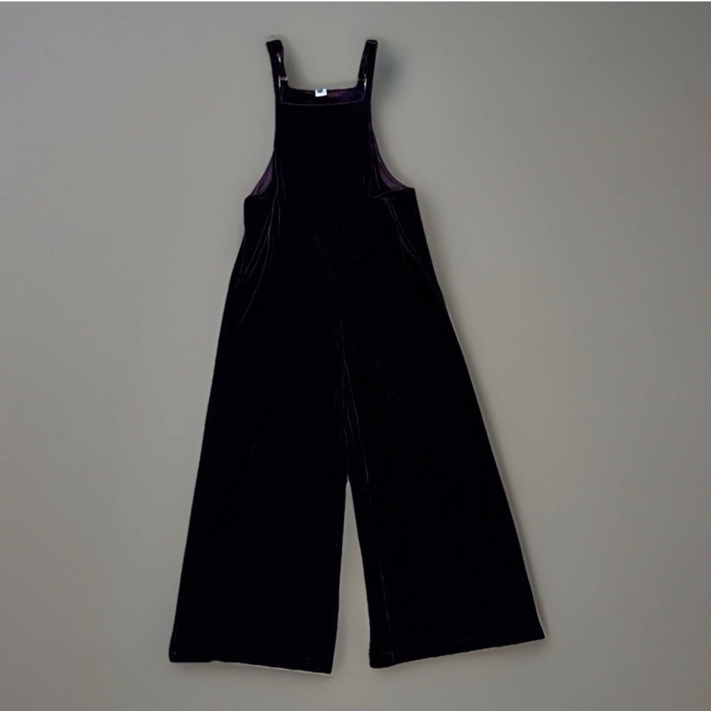 The Pyramid Collection Jumpsuit Womens XS Velvet Wide Leg Crop Overall Purple